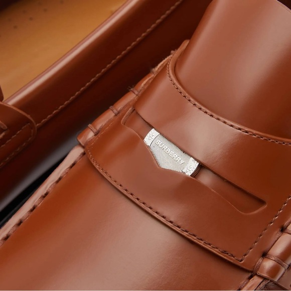 Burberry Brown Coin Loafers in Warm Oak Brown, Size EU42 UK8 US9 New w/Dust Bag - Picture 9 of 16